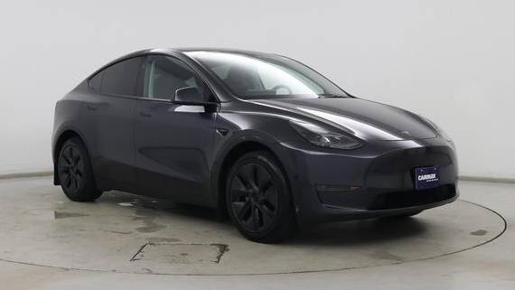 TESLA MODEL Y 2025 7SAYGDED0SF230694 image